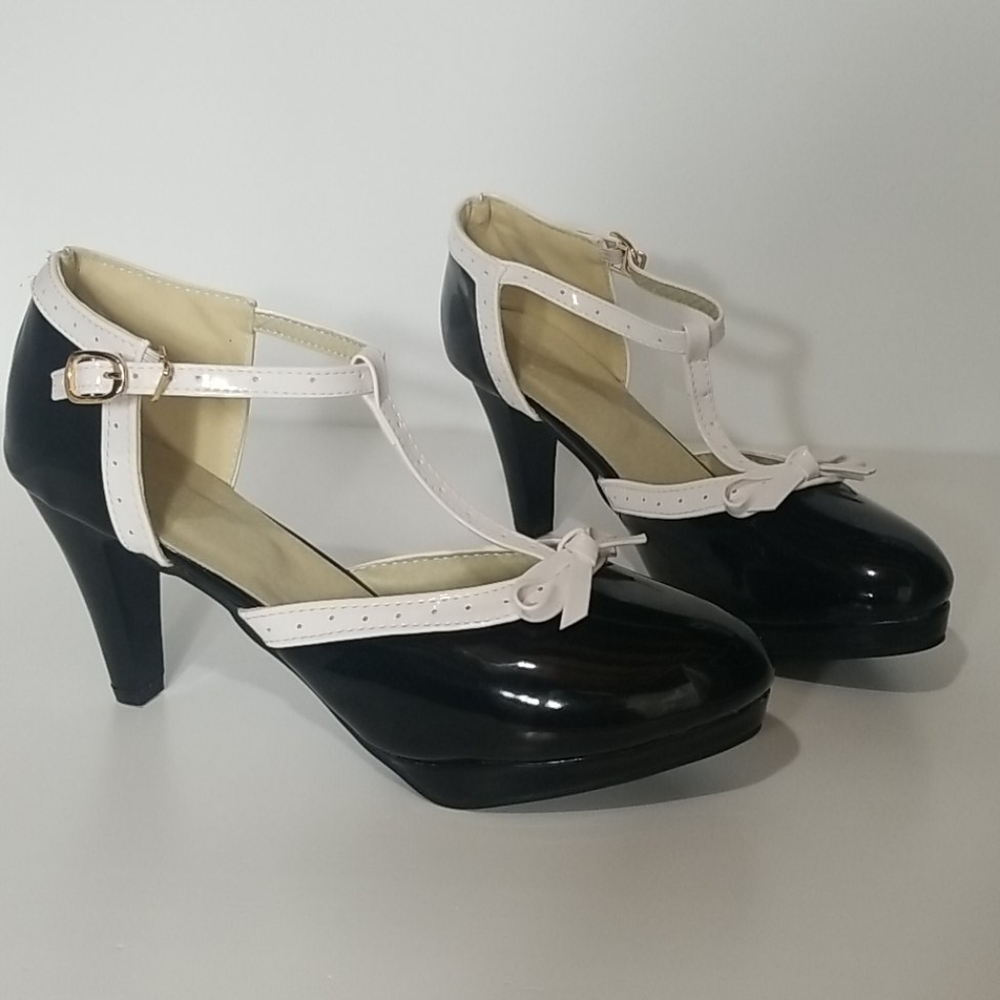 Vintage Design Bow Tie Heels, Women's 13